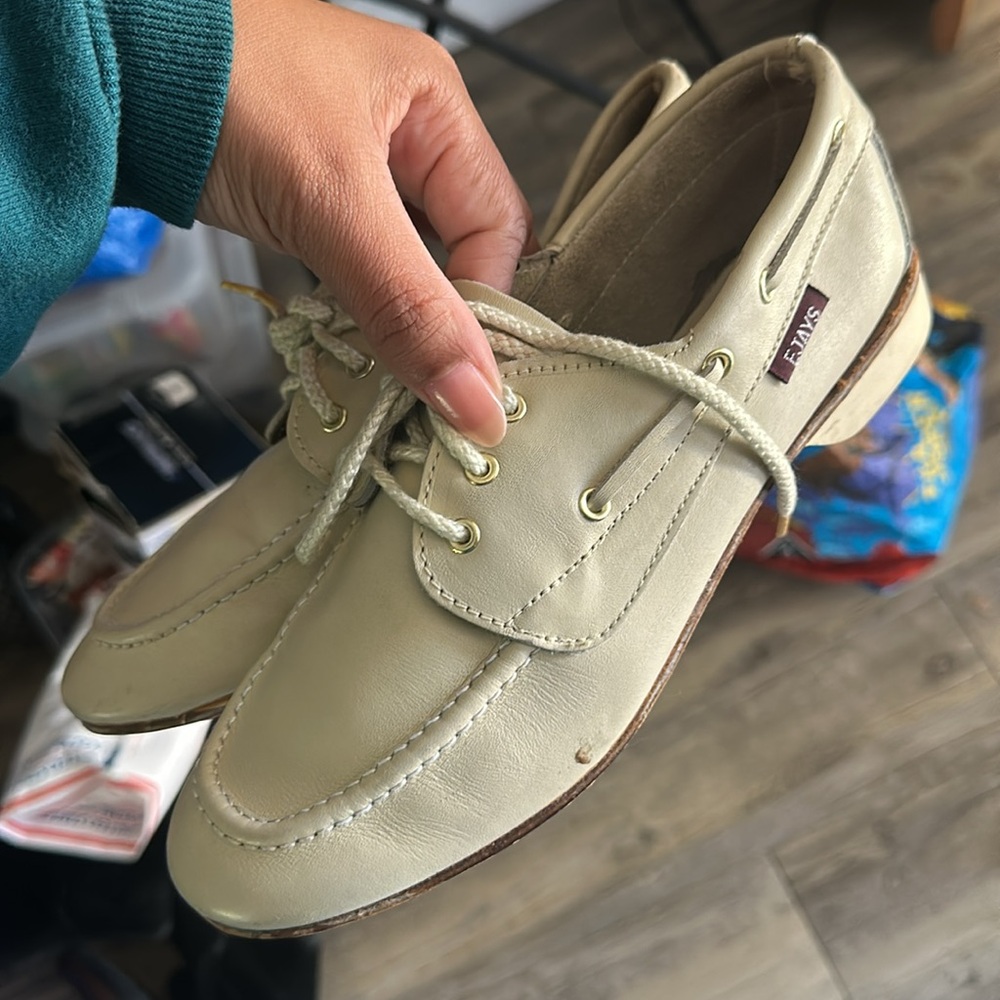 VTG leather loafers